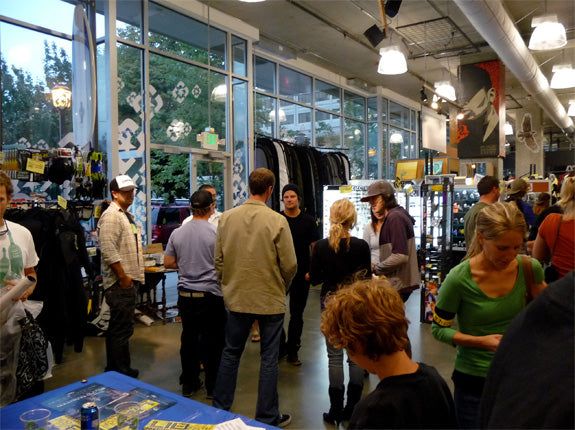 Sno Con Party and Lobby Lounging at The King Cat