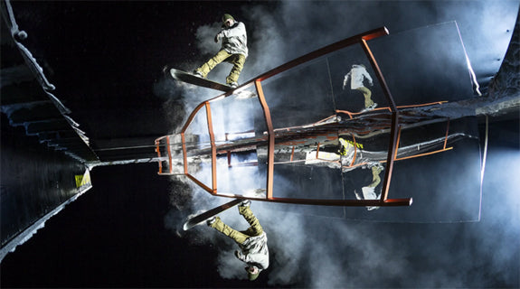 Frozen Motion: Marco Grilc Play with Mirrors