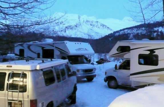 Tailgate Alaska Blues Up